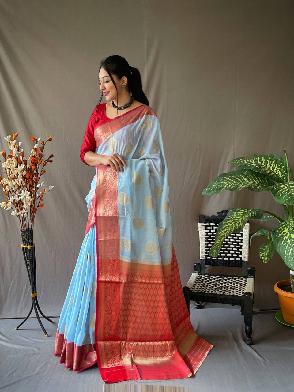 PRESENTING ORIGNAL LINEN SAREE
