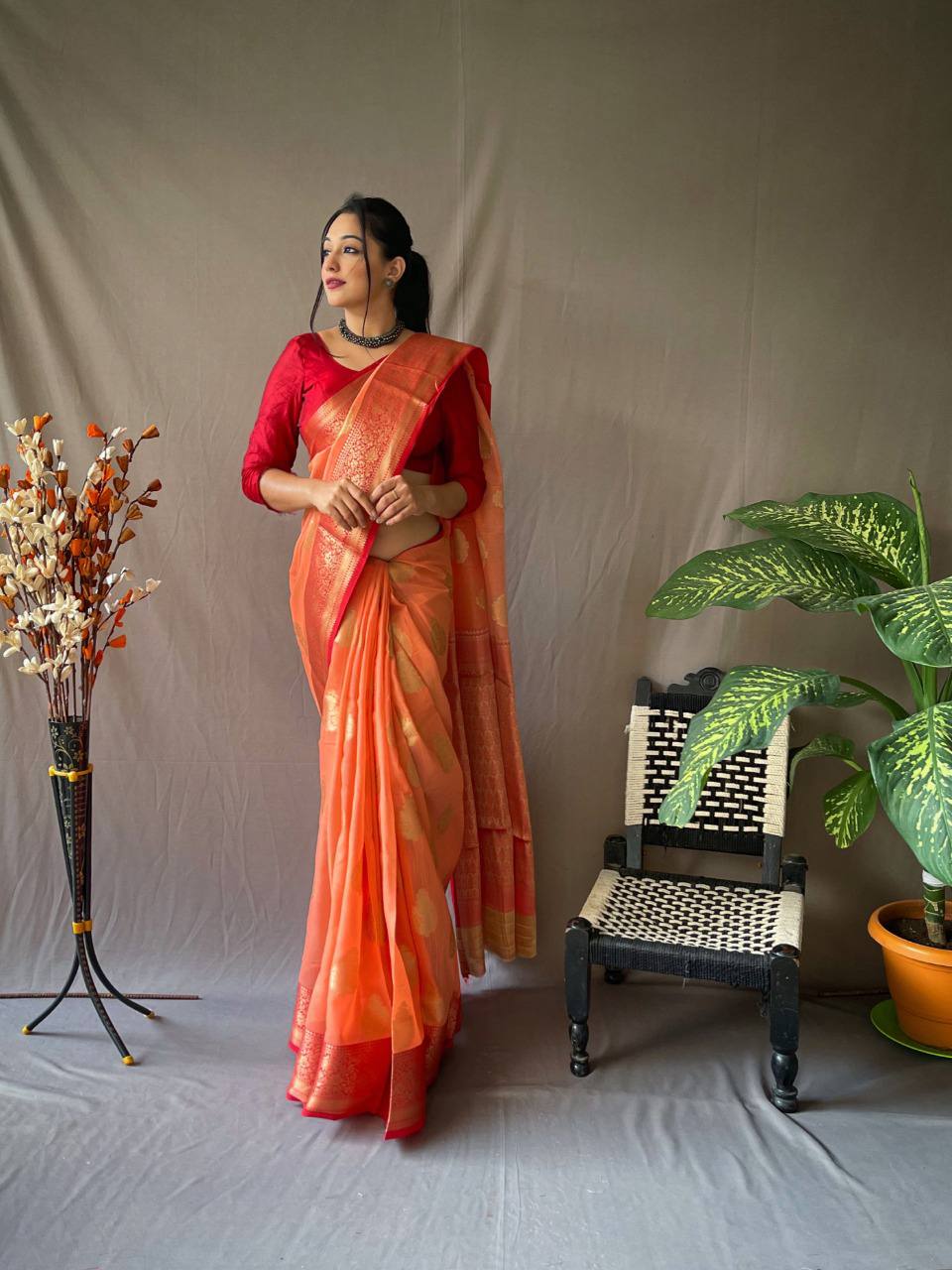 PRESENTING ORIGNAL LINEN SAREE