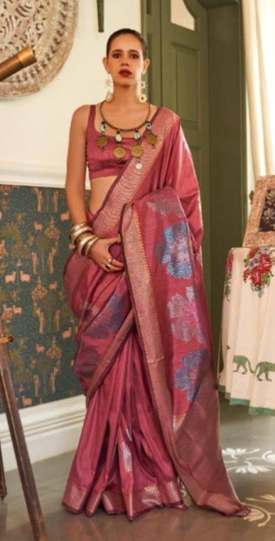 HANDLOOM WEAVING SILK SAREE