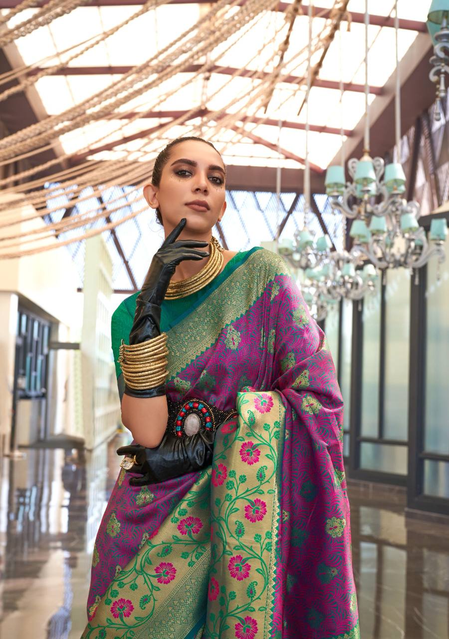 HANDLOOM WEAVING SILK SAREES
