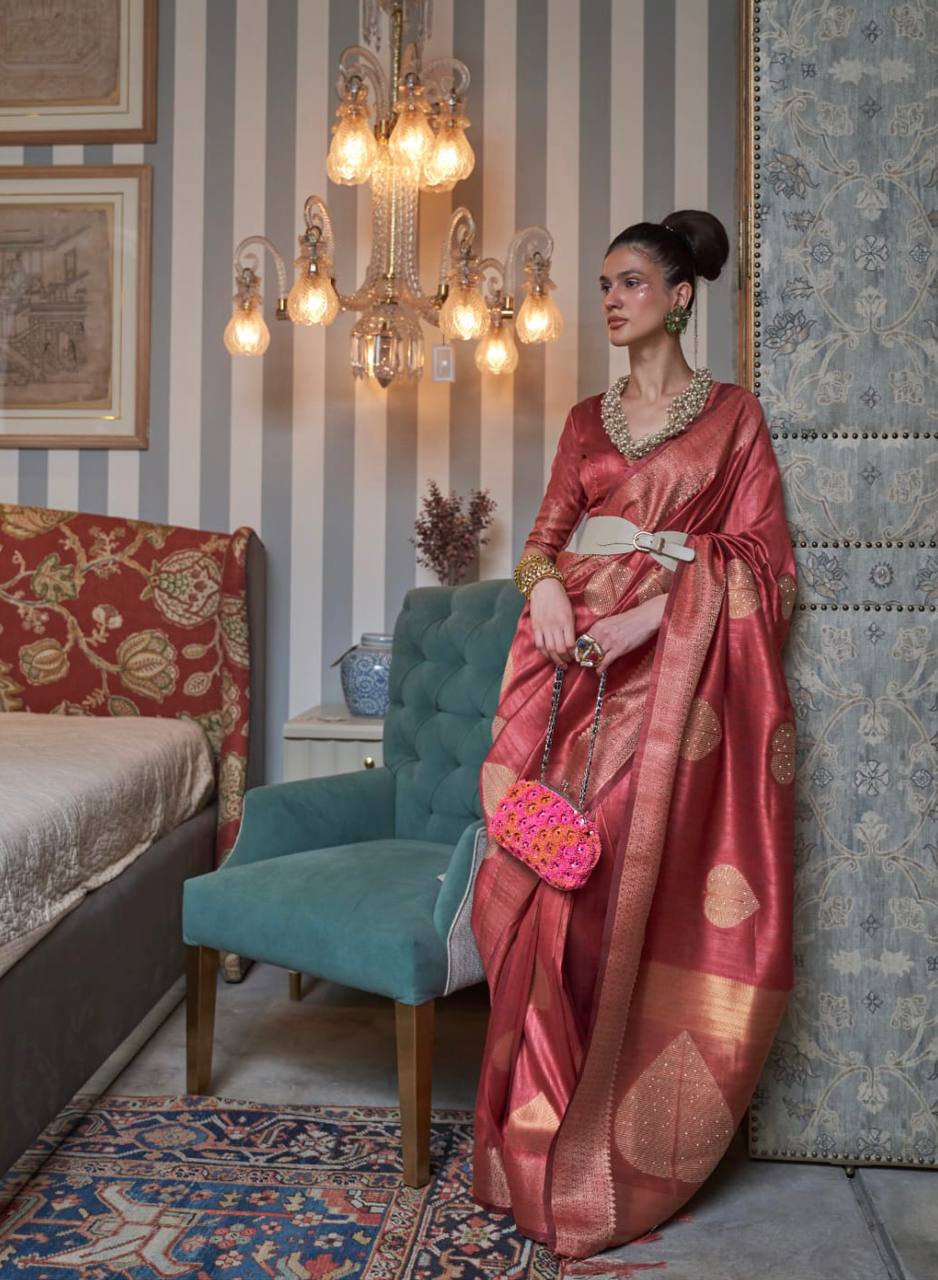 HANDLOOM WEAVING SAREES