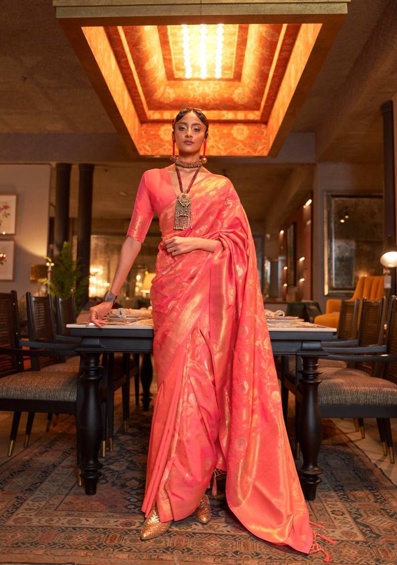 HANDLOOM WEAVING SAREES