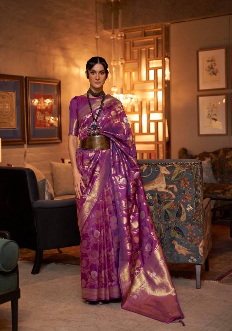 HANDLOOM WEAVING SAREES