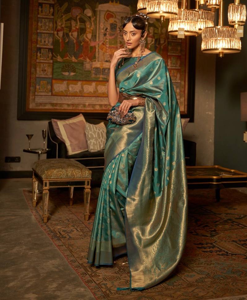 ZARI BASE HANDLOOM WEAVING SAREES