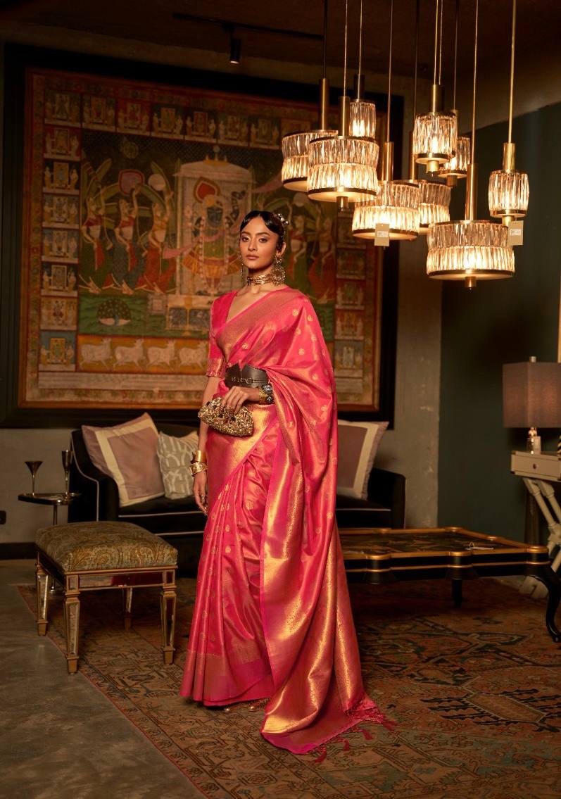 ZARI BASE HANDLOOM WEAVING SAREES