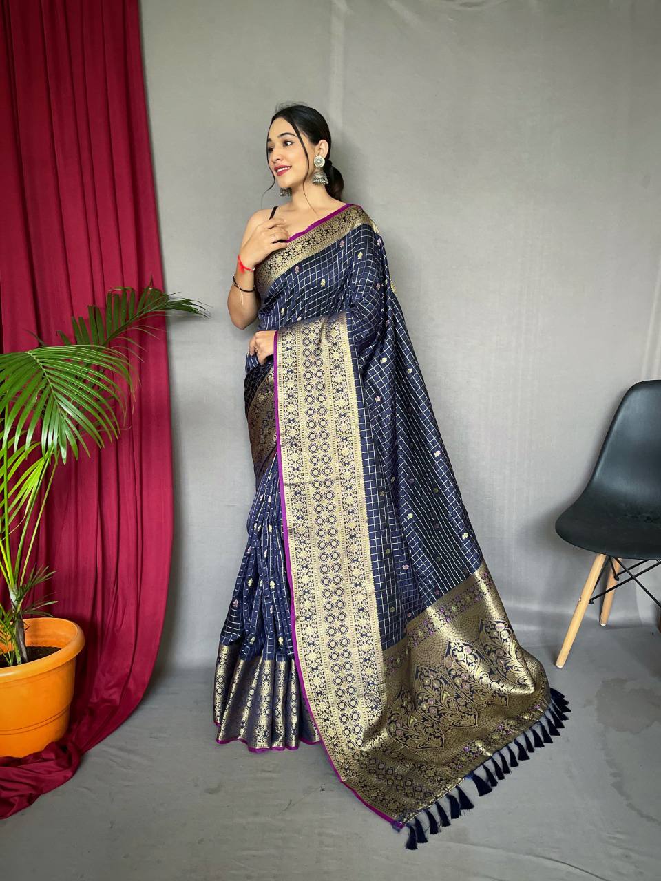 Dark Blue Heavy Gold Big Jacquard Weaving Border  Handloom Saree