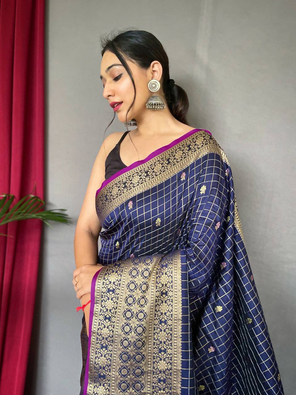 Dark Blue Heavy Gold Big Jacquard Weaving Border  Handloom Saree